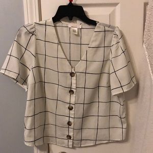 White crop blouse with black pattern